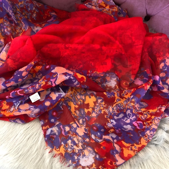 Anthropologie watercolor print scarf red, purple - Picture 7 of 8
